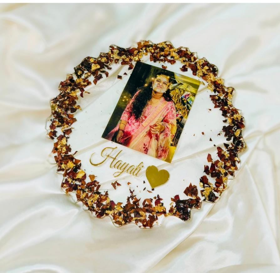 Festive Resin Art
