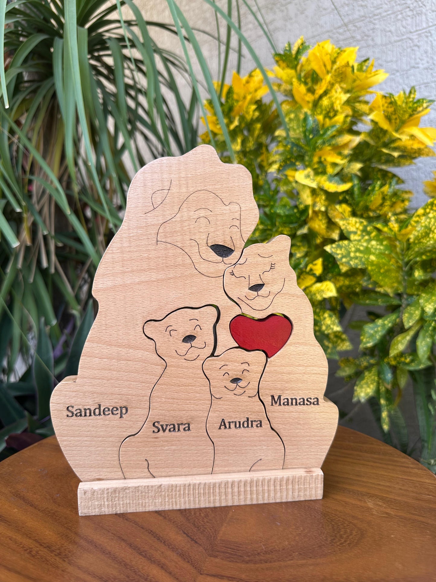 Wooden engraving Lion Family of 4
