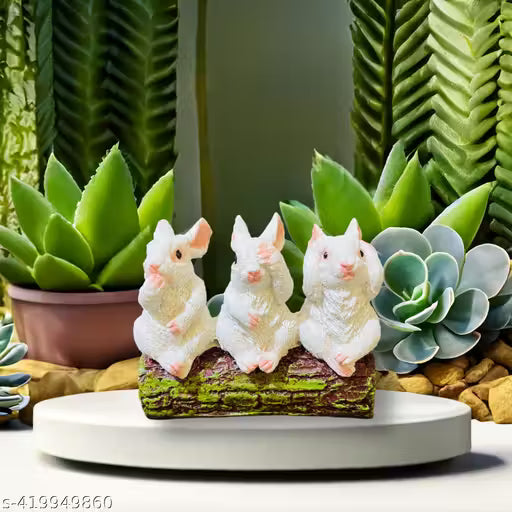 3 Rabbits sitting On Tree Trunk Idol