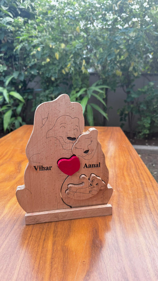 wooden engraving Lion family with baby and mom