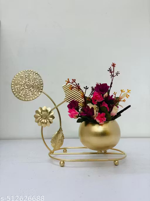 Gold flower pot